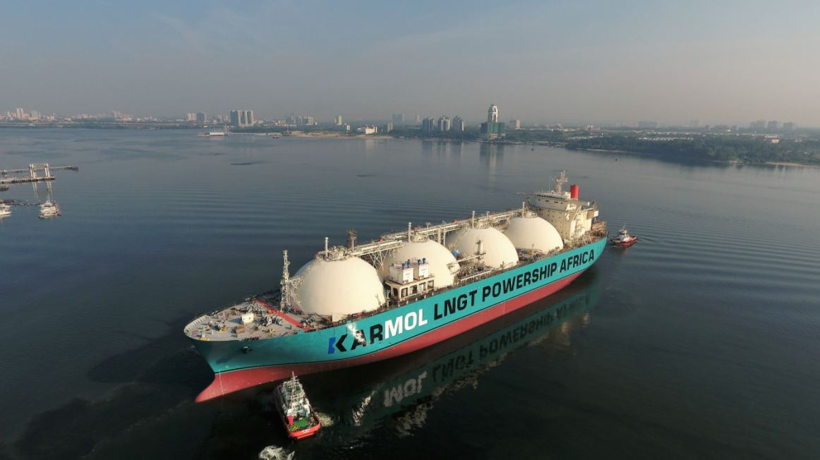 Electricité : Singapour fournit au Sénégal une centrale flottante de gaz naturel liquéfié 