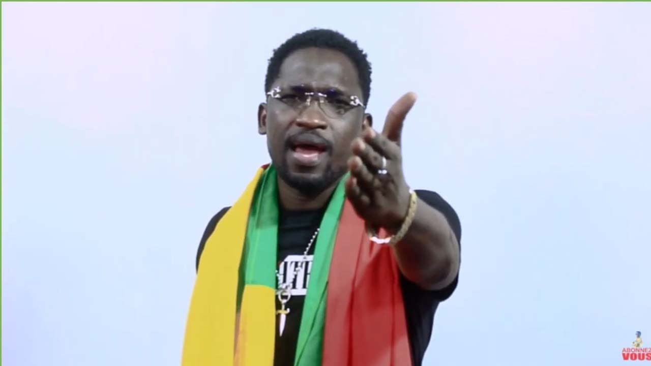 Clip officiel :  Demba Guissé remixe sa chanson « Jamm »