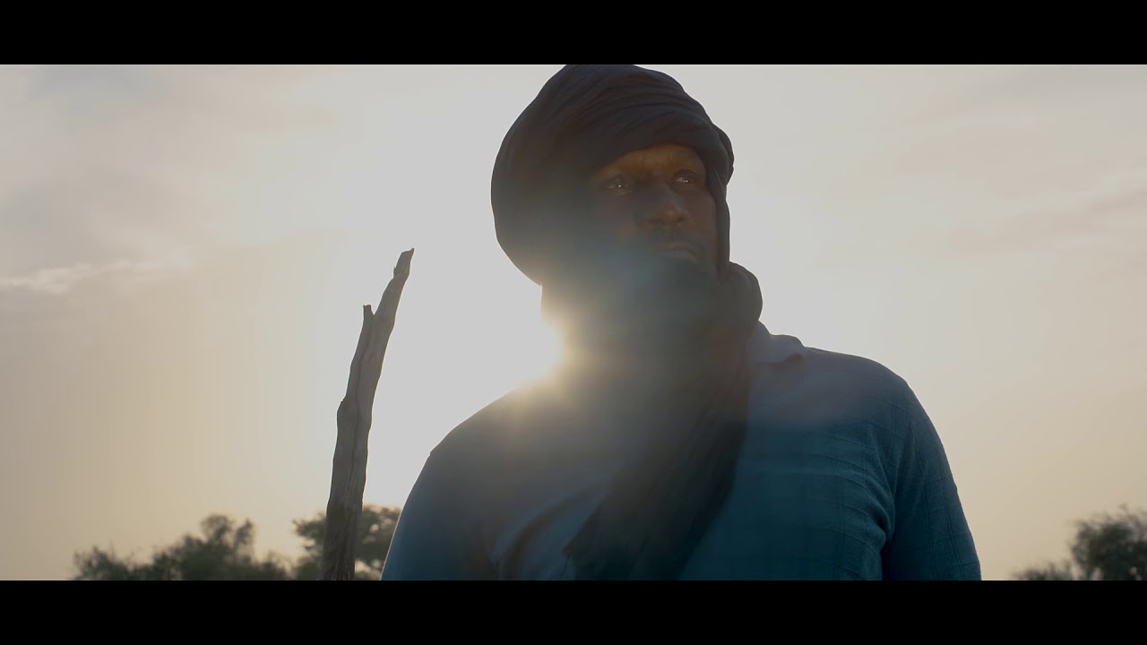 Samba Peuzzi dévoile le teaser de « Iyo » en hommage aux Peulhs