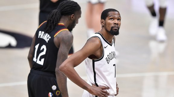 NBA : 50.000 dollars d’amende pour Kevin Durant pour des insultes homophobes envoyées en privé