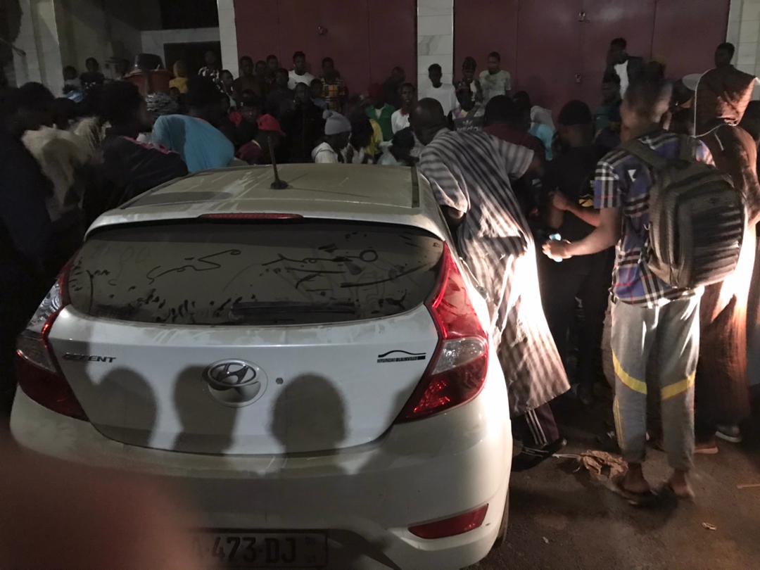 Hllm : Une voiture folle termine sa course sur un garçon de 16 ans (Photos)