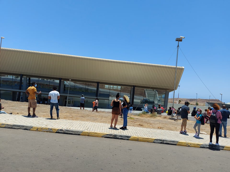 Urgent – Alerte à la bombe à bord d’un avion d’Air Sénégal : L’aéroport de Praia évacué