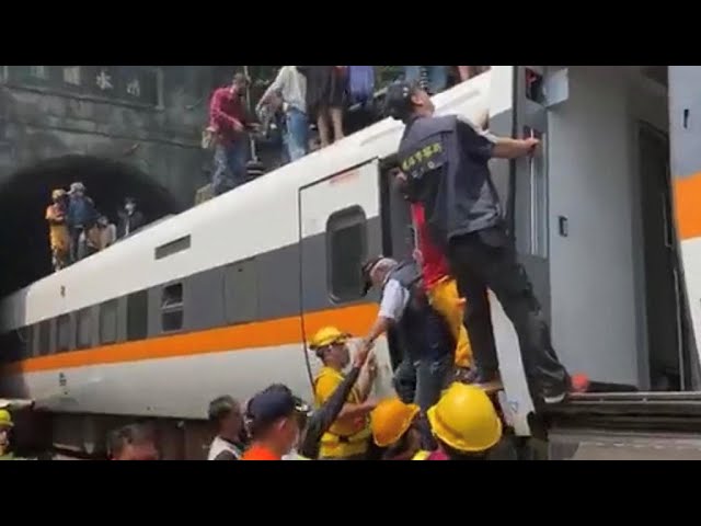 Taïwan : au moins 41 morts après le déraillement d’un train (vidéo)