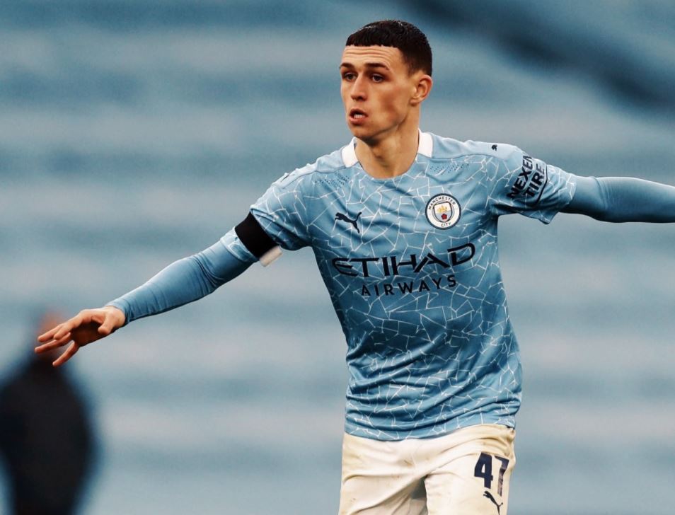 Manchester City : La bourde de Foden sur Twitter après leur qualification !