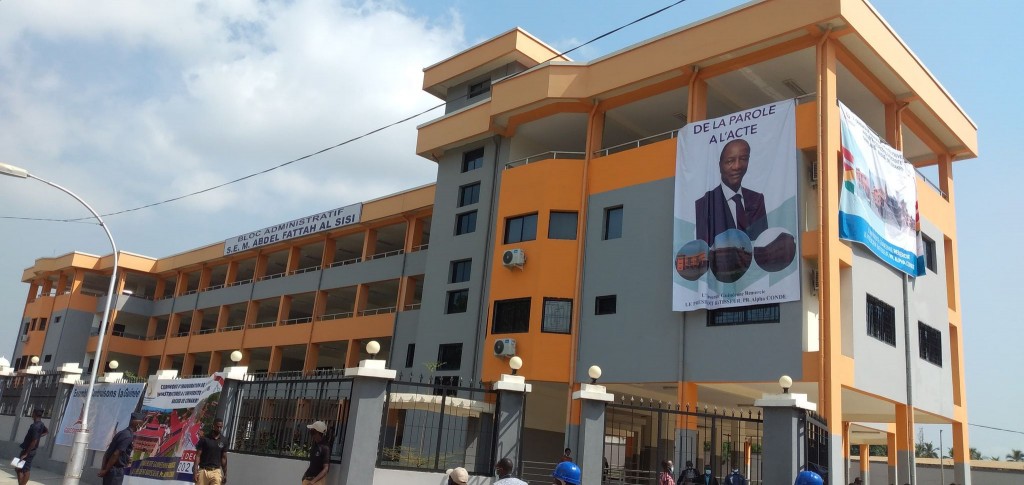 « Il suffit d’être diplômé au Sénégal pour bosser en Guinée », dixit un ministre de Condé