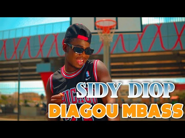 Sidy Diop  sort « Djagou Mbass », la chanson d’amour qui fait le buzz (Clip officiel)