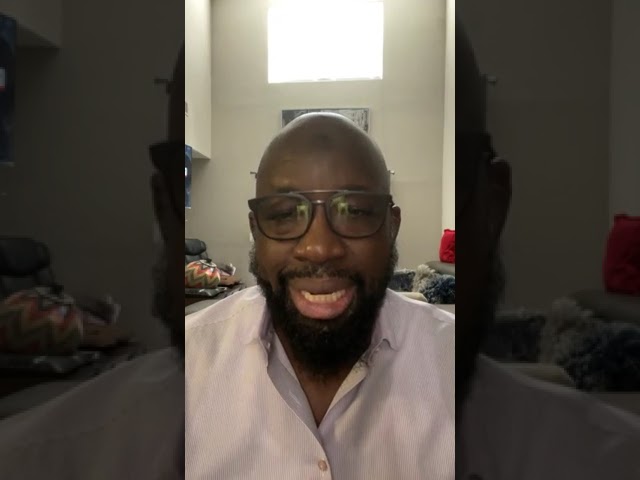 Premier Live : Tounkara observe une pause et écaille Macky et son avion ( Video)