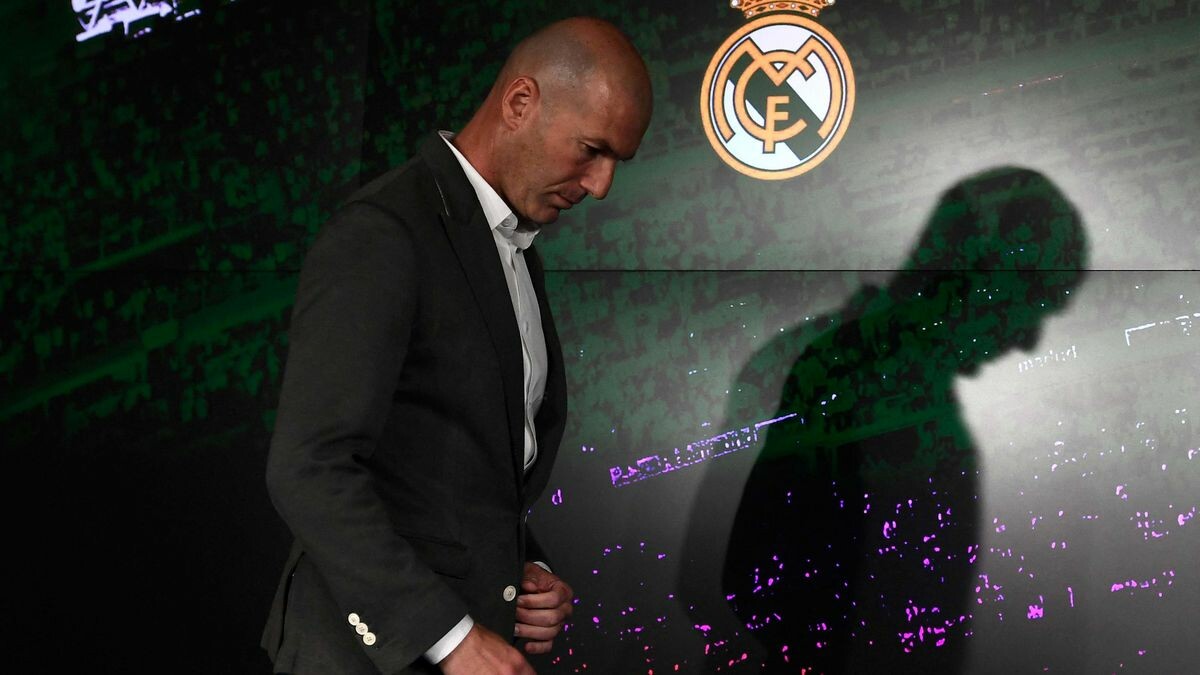 Officiel: Le Real Madrid annonce le départ de Zidane