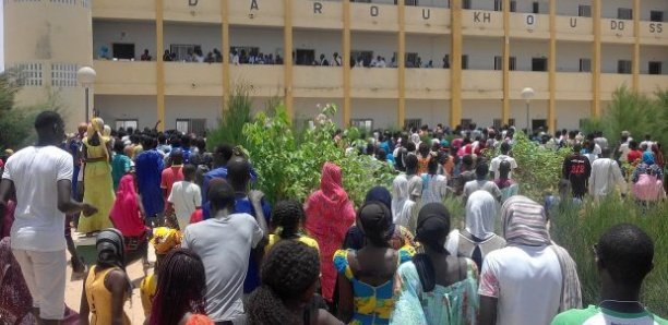 Les Élèves du Lycée des Parcelles assainies décrètent 72 h de grève