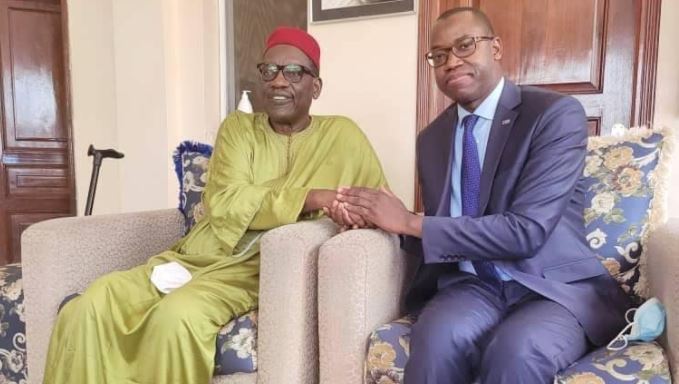 Yankhoba Diattara chez Serigne Maodo Sy…(photos)