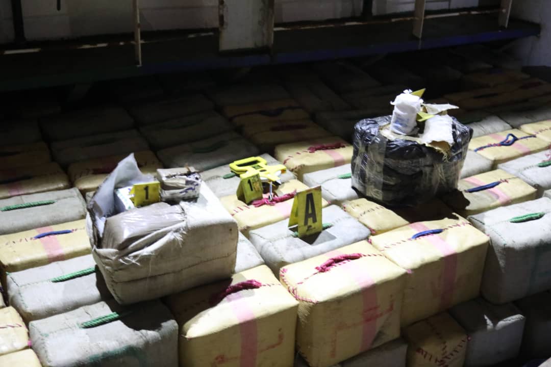 Large de Dakar: La Marine nationale saisit une importante quantité de Haschisch (Photos)