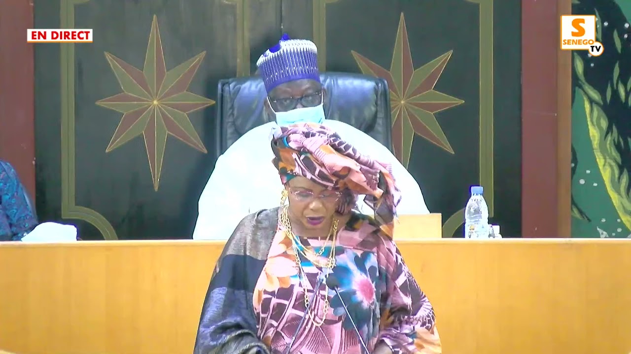 Mame Diarra Fam à Zahra Iyane Thiam : « On ne sens pas ton ministère » (Senego tv)
