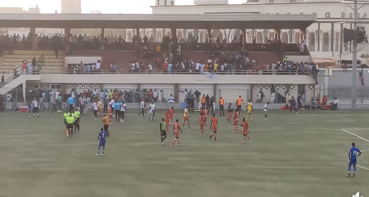 Ligue 1: Des scènes de violence constatées lors du match AS Pikine vs NGB (Vidéo)