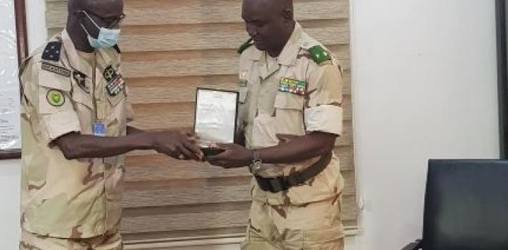 Le Chef d’Etat-major Général des Armées du Sénégal débarque au Mali