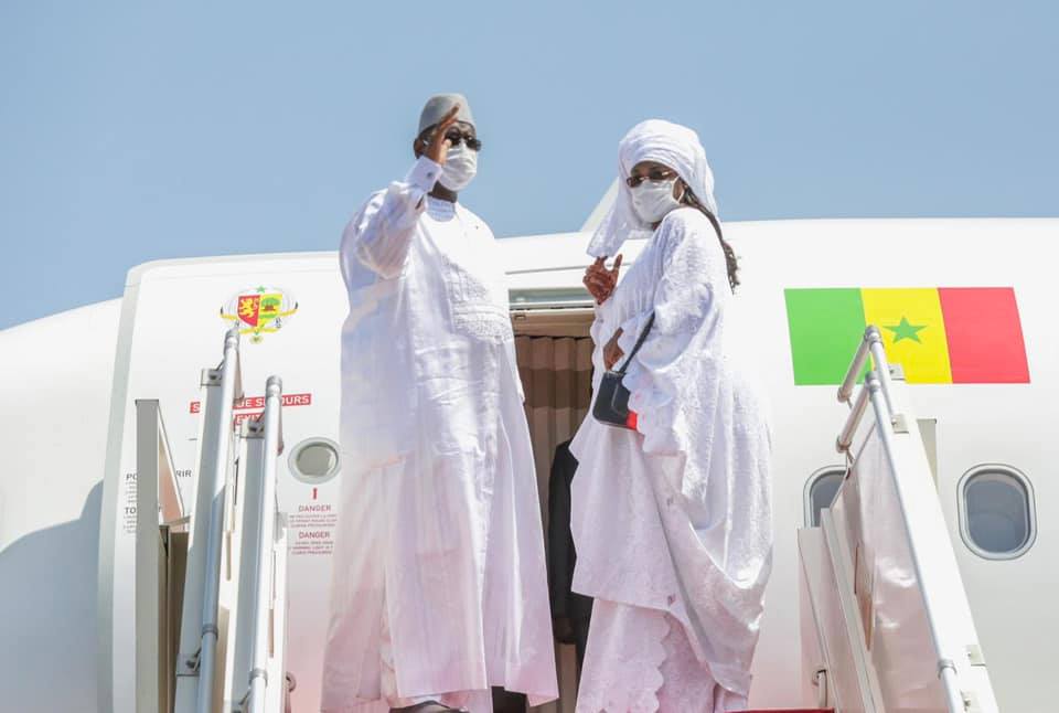 Mauritanie : Les images de l’arrivée de Macky et Marième Faye Sall à Nouakchott (10 Photos)
