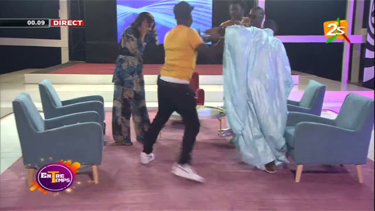 (Vidéo) : Omaro et Amdy Mignon se donnent en spectacle en direct