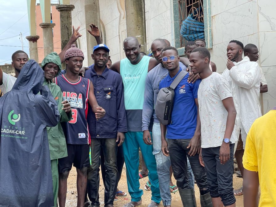 Fortes pluies à Thiaroye-Gare : Moustapha Cissé, candidat à la mairie au chevet des victimes…..