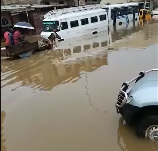 Gestion des inondations au Sénégal: « Le symbole de l’incompétence du regime de Macky… »
