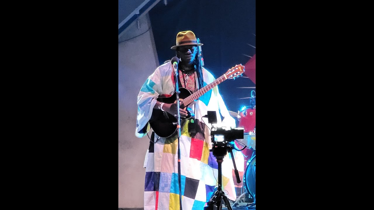 (Vidéo) : « Senrégal », Carlou D régale les Américains avec son hit classique