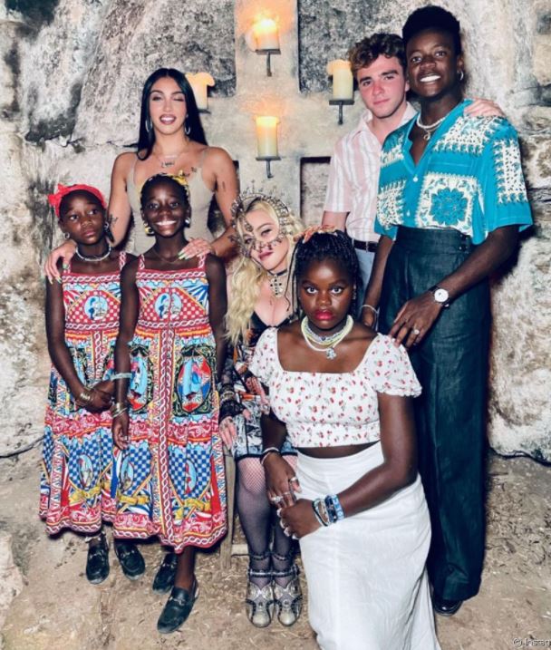 Madonna : Ses jumelles Estere et Stella ont 9 ans…
