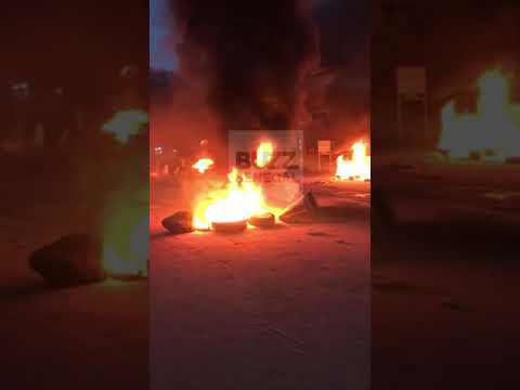 Décès de Samba Sarr : Des jeunes réclament justice et brûlent des pneus à Pikine (vidéo)