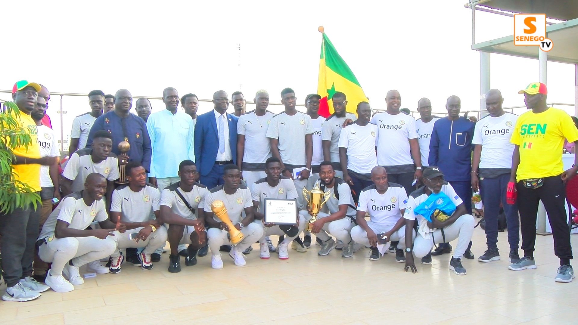 Beach Soccer : Les joueurs ont reçu leurs chèques (Senego tv)