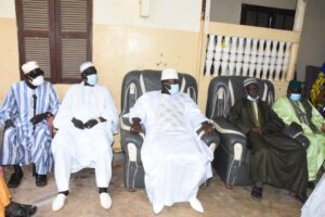 Oumar Guèye bien accueilli par le Chef de village de Kounoune (images)