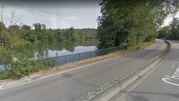 Un élu retrouvé nu, ligoté à un arbre et roué de coups sur un lieu de rencontre pour hommes