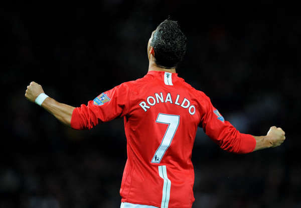 Manchester United : Cristiano Ronaldo récupère le numéro 7, Edinson Cavani n’a pas son mot à dire