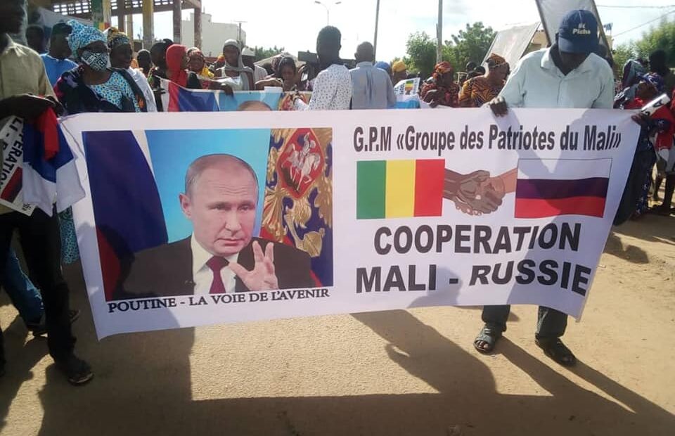 Coopération : Pourquoi le rapprochement entre Bamako et Moscou agace Paris ?