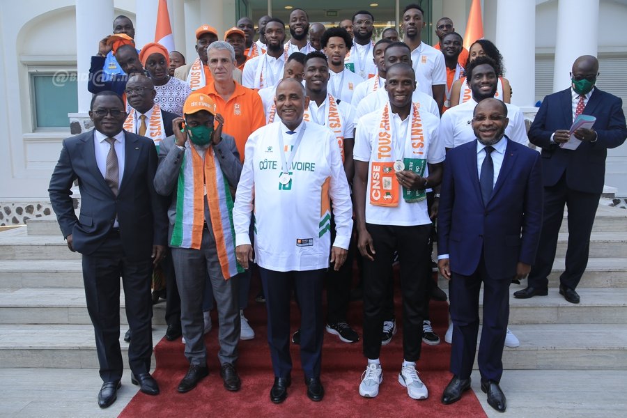 Afrobasket 2021: L’Etat ivoirien offre 100 millions Fcfa aux Éléphants