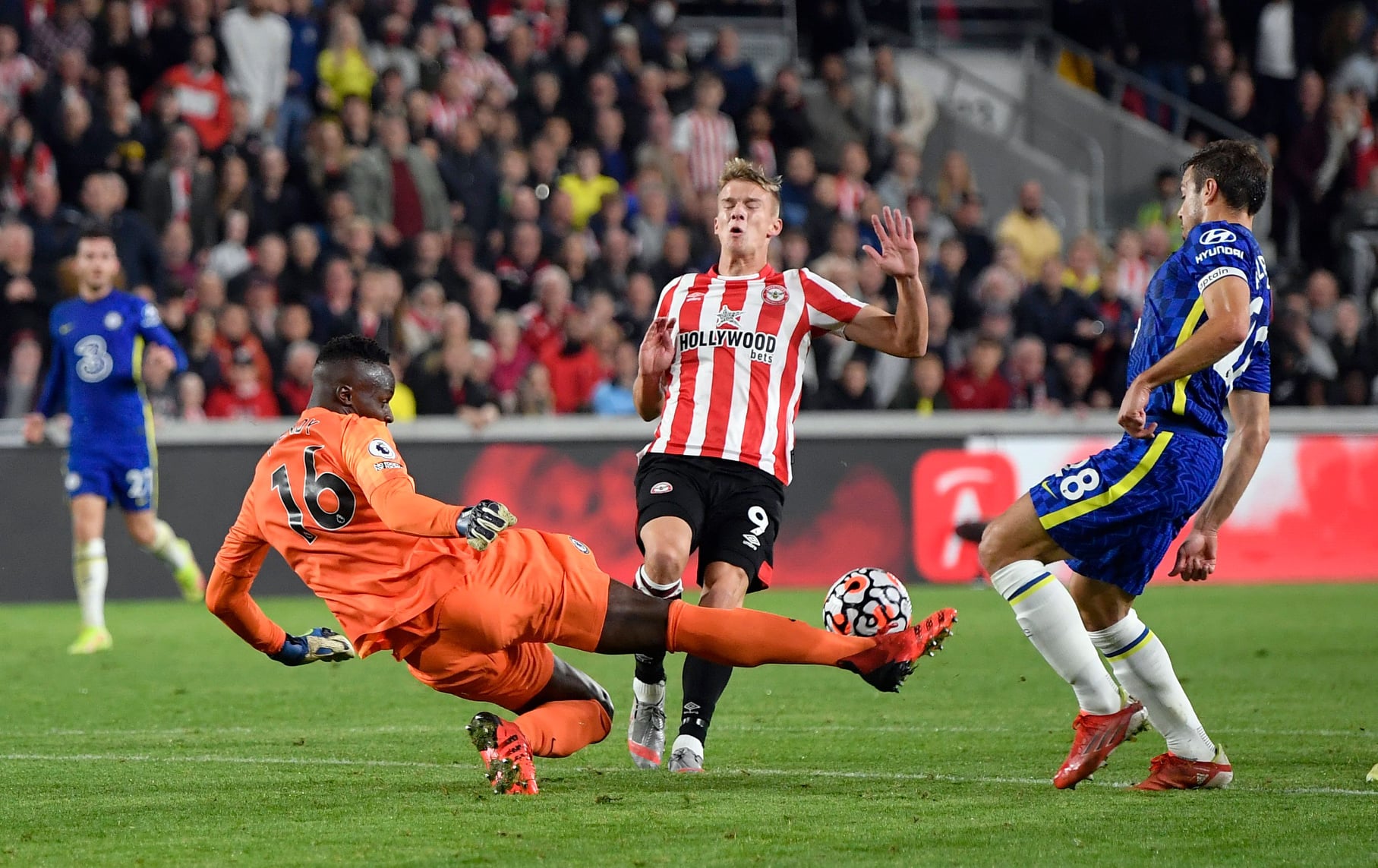 Premier League: Impénétrable, Edouard Mendy permet à Chelsea de s’imposer à Brentford (vidéo)