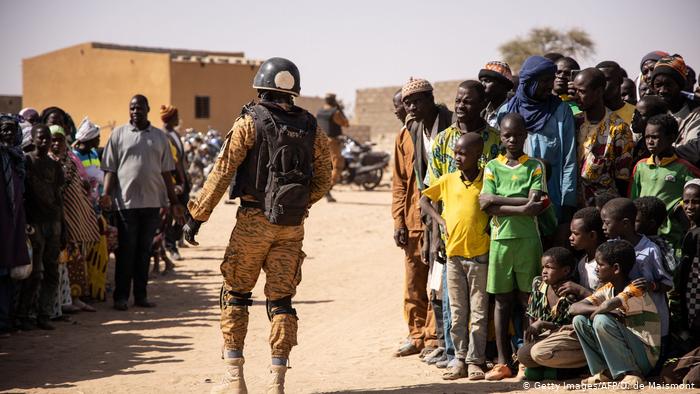 Burkina Faso: au moins 12 soldats tués et 5 blessés