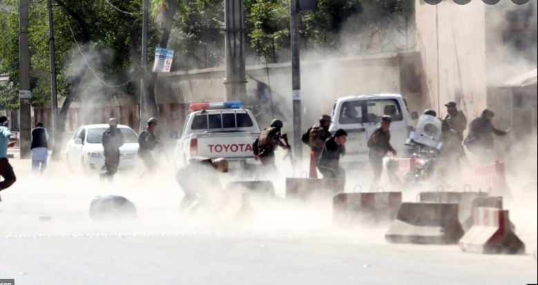 Afghanistan, attentat suicide : 30 morts, 200 blessés dans une mosquée chiite