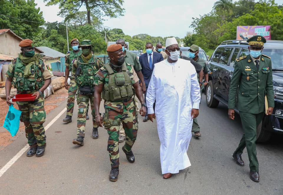 Le Président Macky Sall était à Bouya pour s&rsquo;enquérir du moral des troupes sénégalaises (En images)