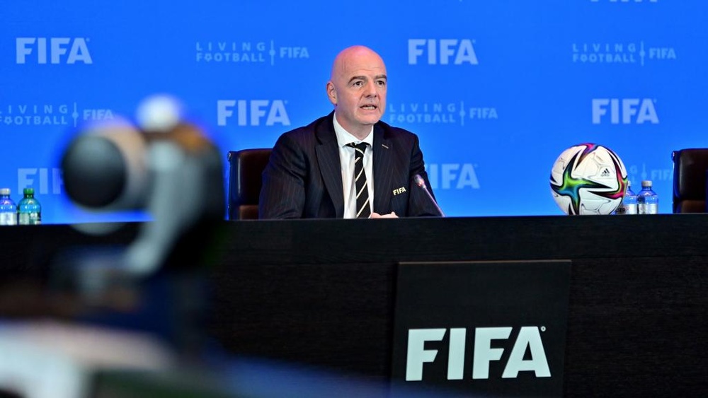 FIFA : Un Mondial tous les deux ans, Infantino persiste et signe