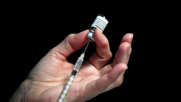 Covid-19 : Un Néo-Zélandais reçoit 10 doses de vaccin en une journée