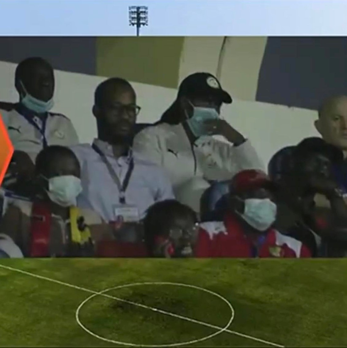 Sénégal vs Congo – Cumul de cartons: Regis Bogaert remplace Aliou Cissé sur le banc des Lions