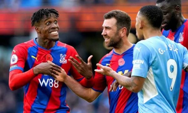 Crystal Palace : Wilfried Zaha a été victime d’injures racistes après City !