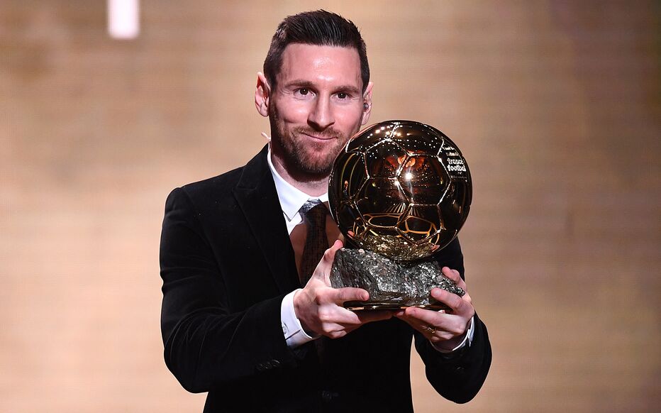 Ballon d’Or 2021 : Lionel Messi sacré devant Lewandowski
