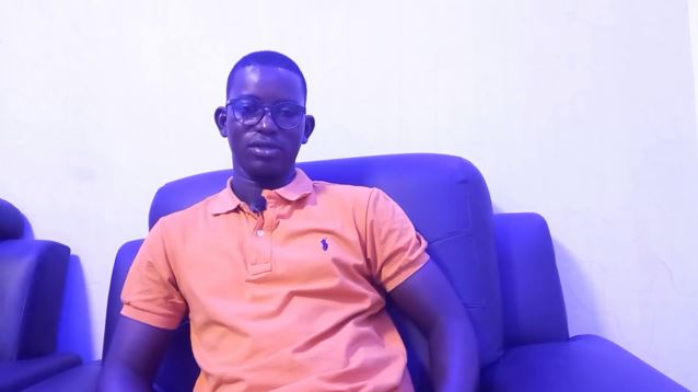 École élémentaire Ndiakhirate Ndigue : Le Pdt de l&rsquo;APE menace de faire arrêter les cours (Vidéo)