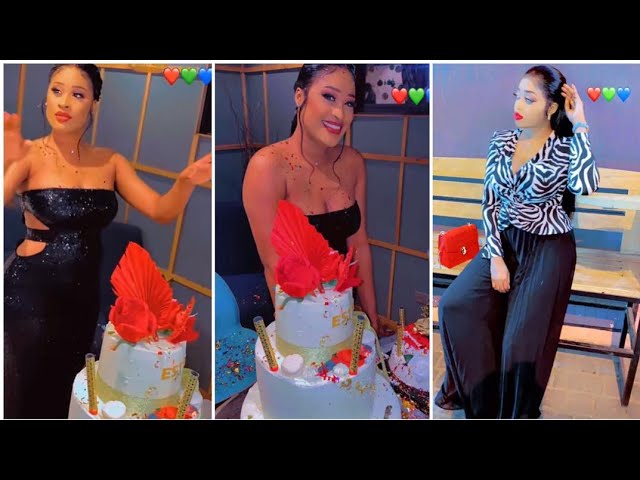 Racky Sow en fête avec son gâteau d’anniversaire (vidéo)