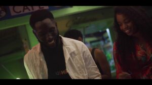 Découvrez le nouveau clip de Baye Mass : »Aldiana »