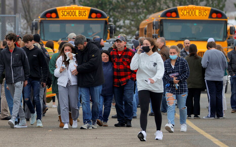 Etats-Unis : Une fusillade fait trois morts et huit blessés dans un lycée du Michigan