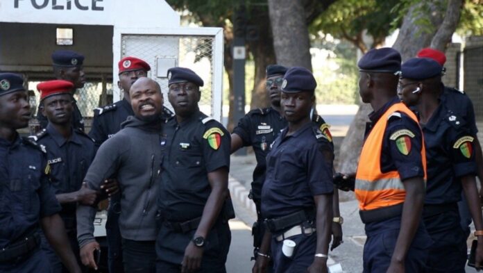 Le député Guy Marius Sagna et Cie placés en garde à vue