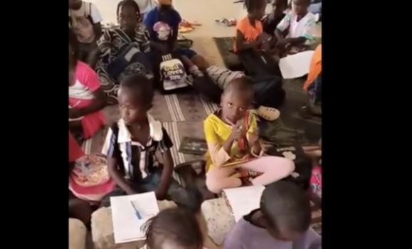 Kolda : L’enseignante qui a dévoilé les difficiles conditions d’apprentissage de ses élèves, radiée