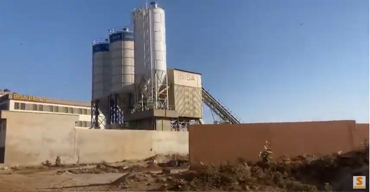Rufisque : Cités Diazaka et Al Madina ruent contre la cimenterie qui leur pompe l’air (Senego TV)