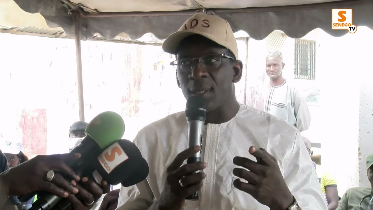 Visite de proximité à Hlm Grand-Yoff : Abdoulaye Diouf Sarr conte ses moments de galère (Senego Tv)