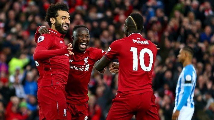 « Je ne peux pas jouer contre 2 équipes en finale » : Sadio Mané taquine Salah et Keita