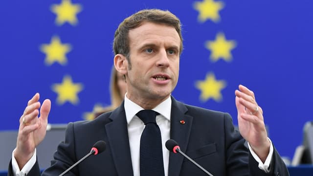 Attaque contre l&rsquo;Ukraine : Emmanuel Macron condamne « fermement » la décision de la Russie
